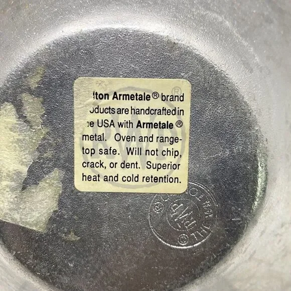 Vintage Wilton Armetale Oak Leaf and Acorn Aluminum Serving Bowl 9" - Picture 6 of 6